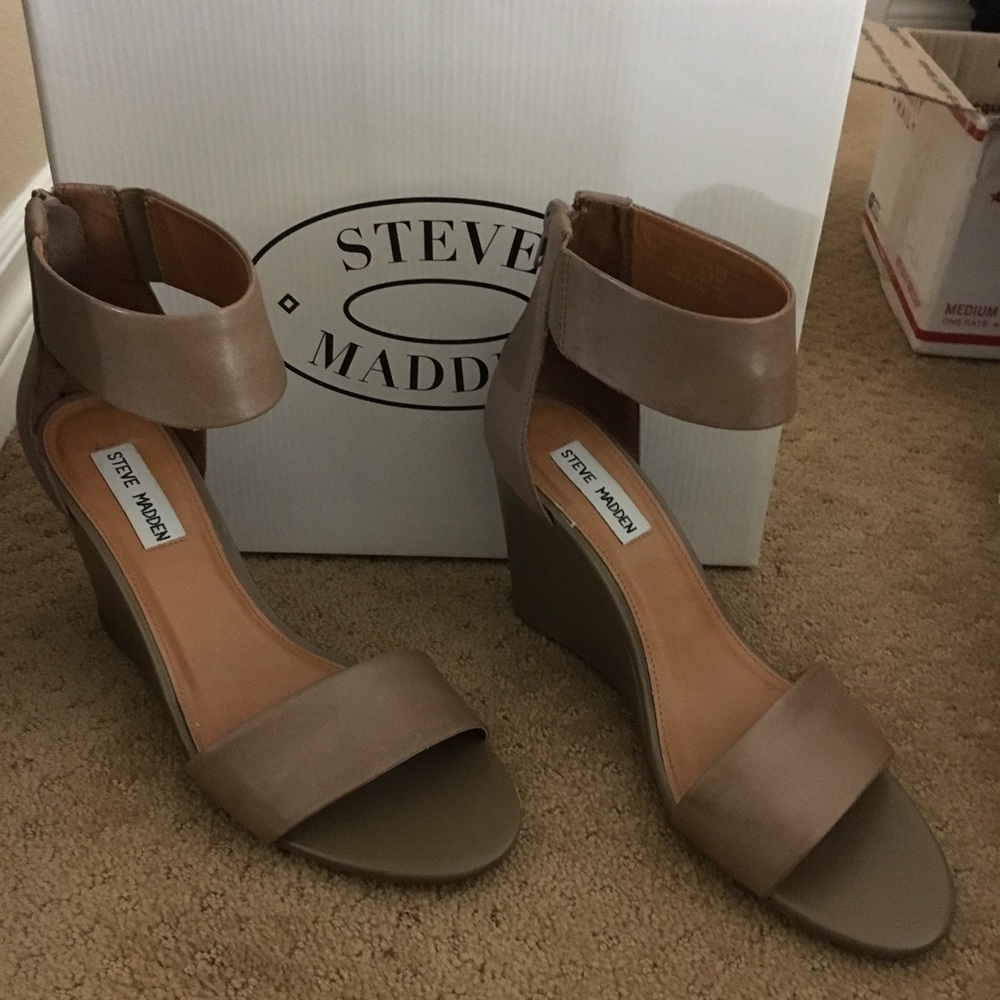 WORN ONCE!   Great wedges - Steve Madden